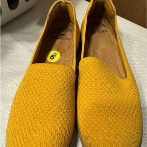 Earth Origins Yellow Textured Slip-On Flats